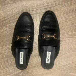 Like New Women’s Black Dress Shoes Loafers Flats Steve Madden Worn Once Size 9